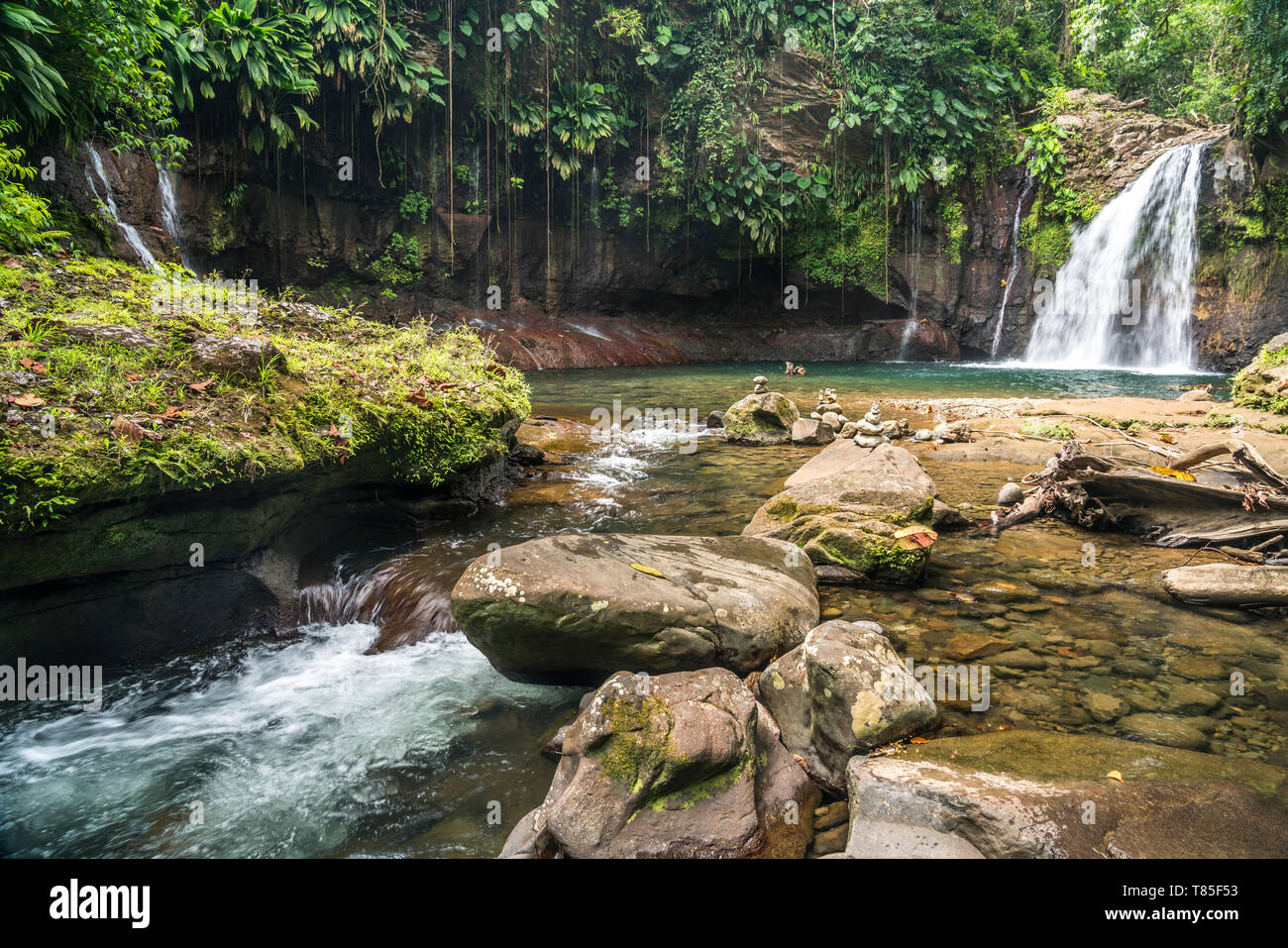 Wasserfall Saut de la Lezarde, Basse-TerreGuadeloupe, Frankreich  |  waterfall Saut de la Lezarde,  Basse-Terre, Guadeloupe, France Stock Photo