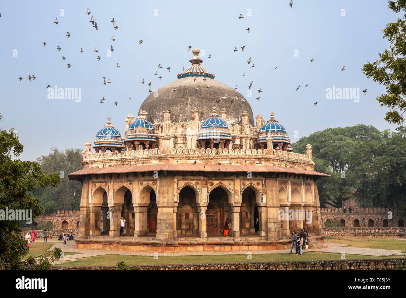 India, New Delhi, Humayun's tomb, Mughal architecture complexe declared a UNESCO World Heritage Site, Isa Khan's tomb Stock Photo