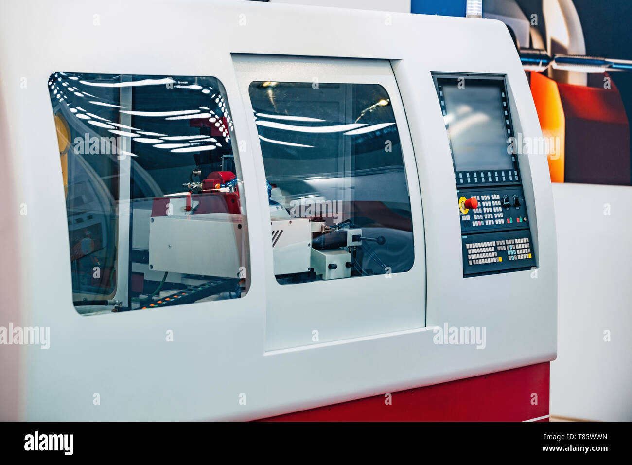External thread grinder machine Stock Photo - Alamy