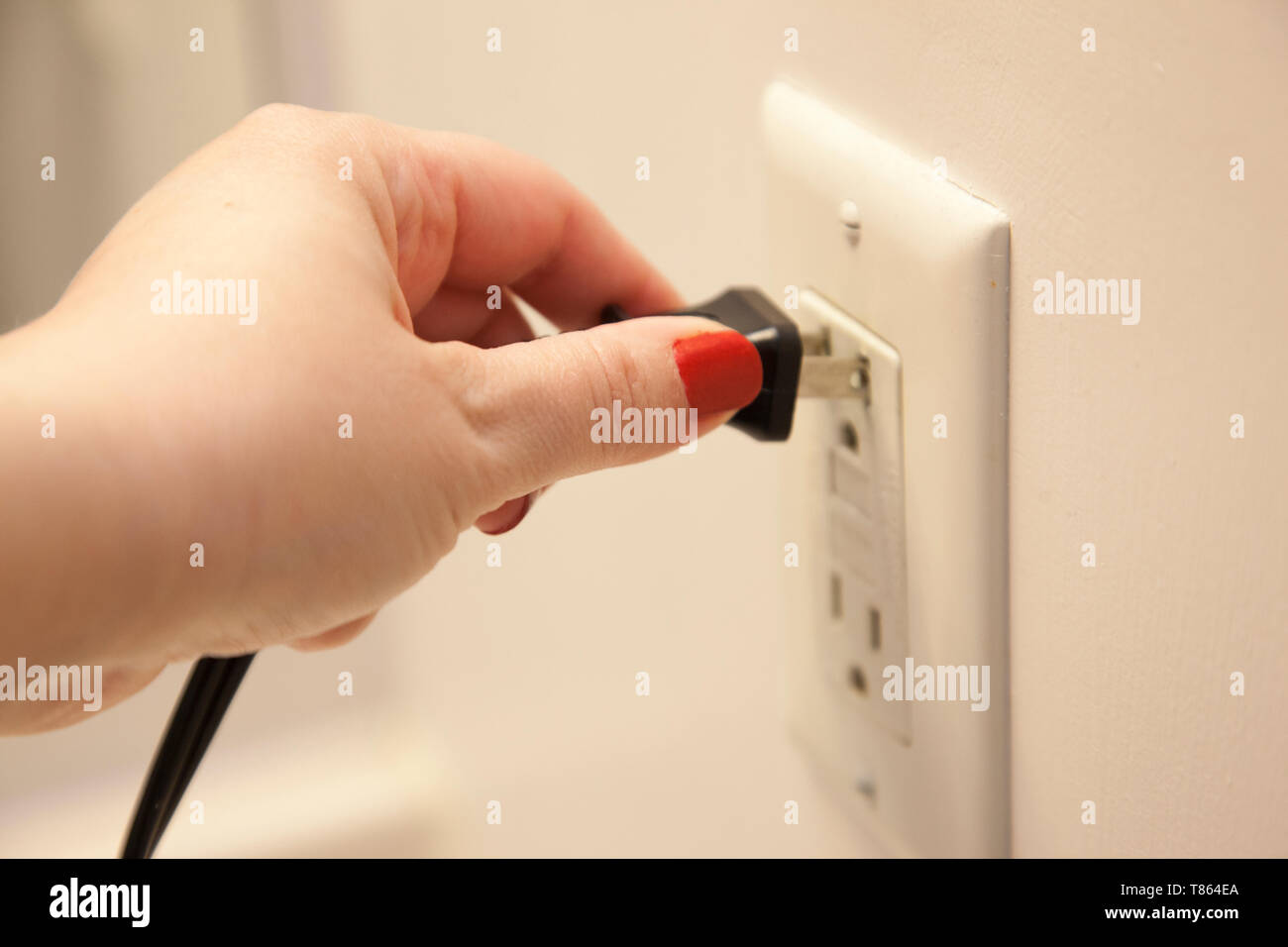 Hand pulling cord hires stock photography and images Alamy