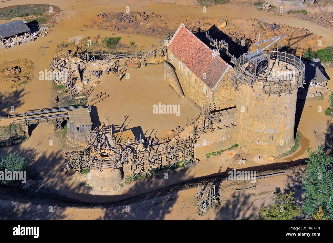 France, Yonne, Treigny, castle of Guedelon, medieval construction work (aerial view) Stock Photo