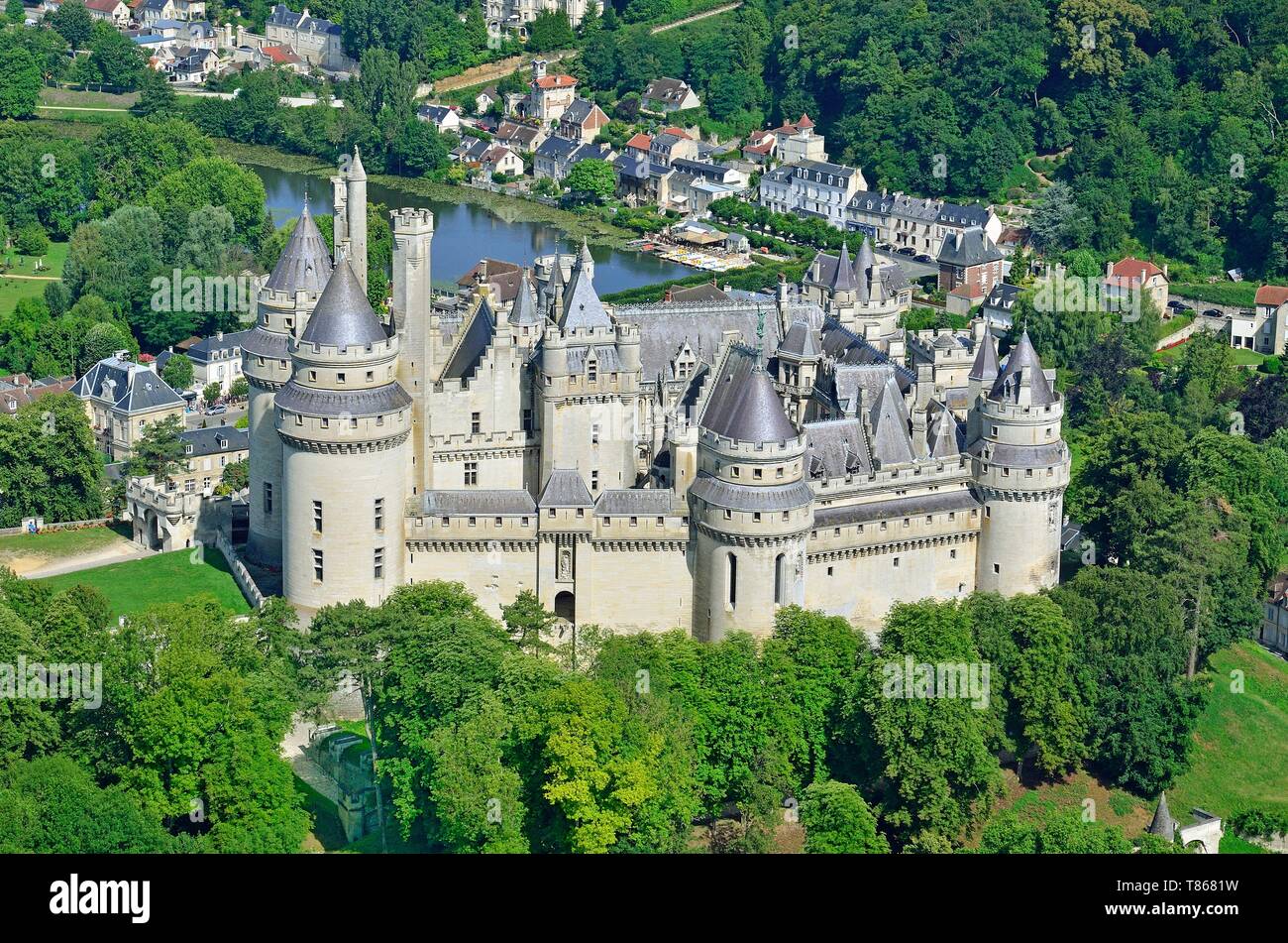 France Oise Pierrefonds Castle Of Pierrefonds Renovated By Viollet Le Duc Aerial View Stock Photo Alamy