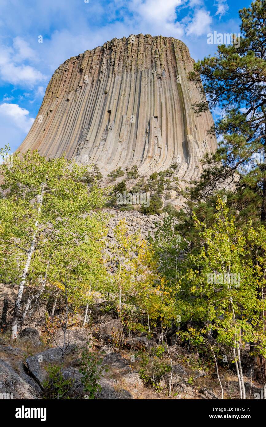 United States, Wyoming, The Devils Tower is a sacred mountain for over twenty indian tribes and was used in the film Close Encounters of the Third Kind Stock Photo