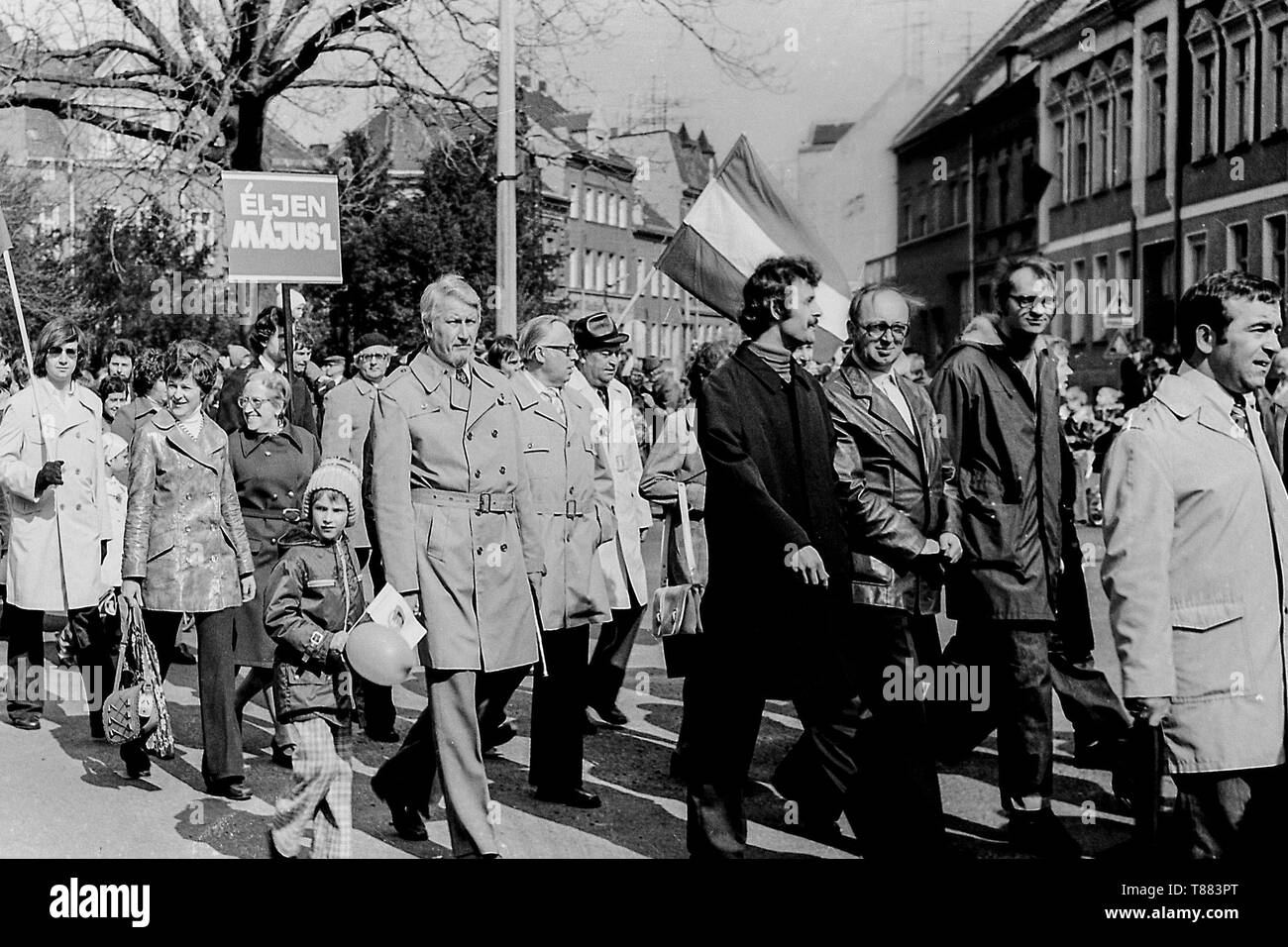 Roßlau, GDR, May 1, 1979 - A May Day demonstration march in the streets of Roßlau (Saxony-Anhalt) near the Ernst-Thälmann-Platz. Stock Photo