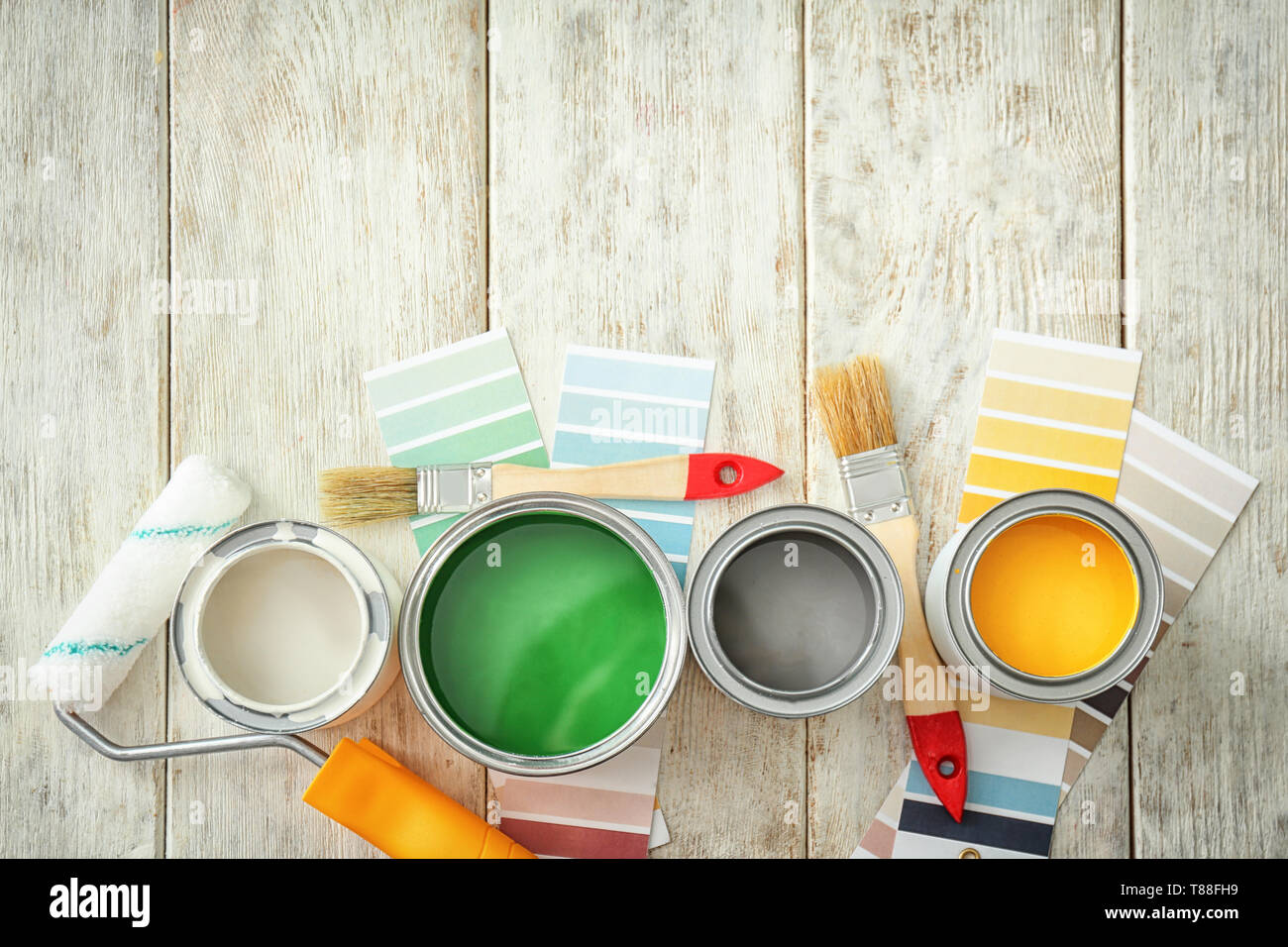 Open cans paint color samples hi-res stock photography and images - Alamy