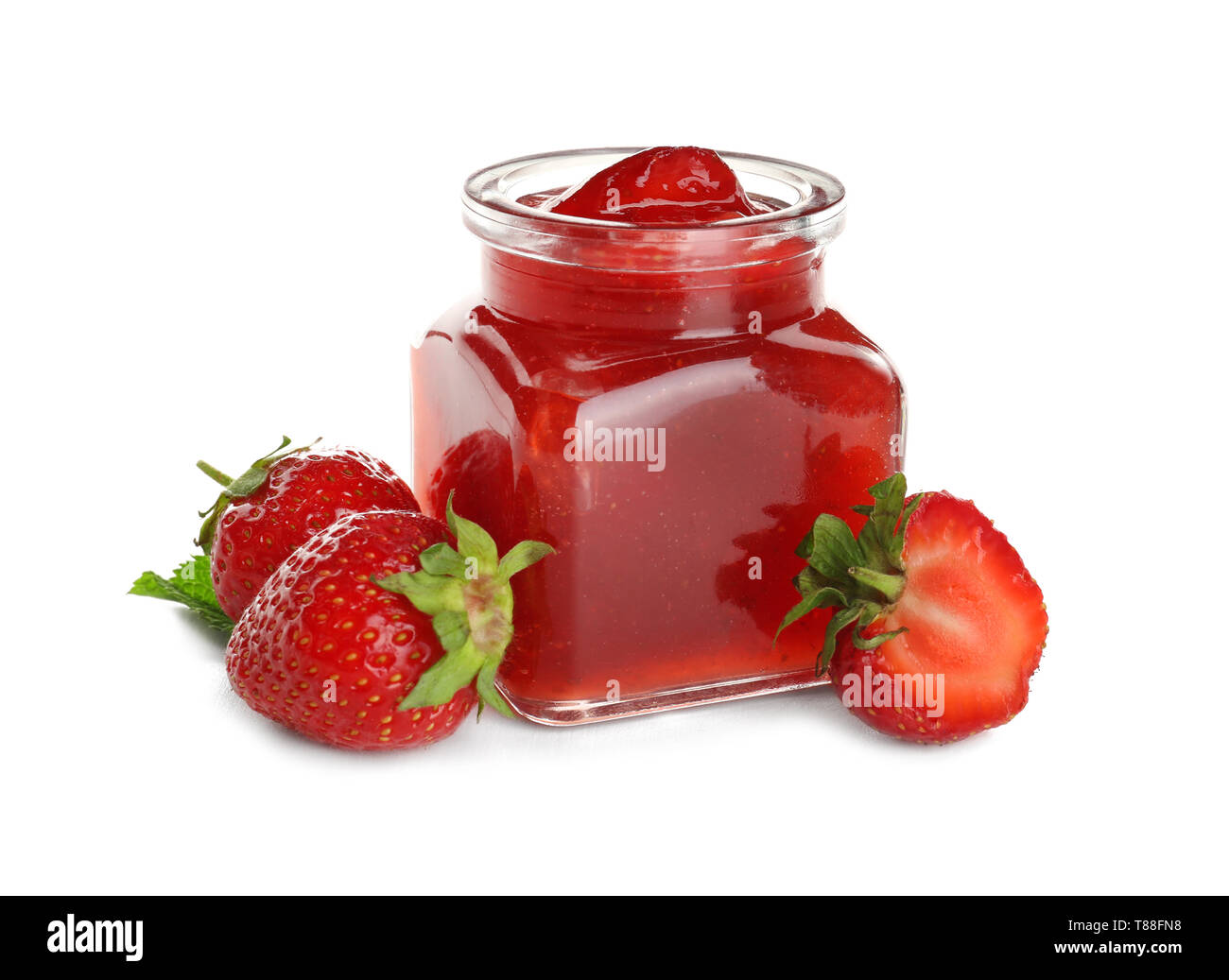 Варенье te gusto из белого тутовника, банка 430 г. Белый джем. Варенье иджеван из айвы 600 г. Kerakur. Баночка клубничного варенья.