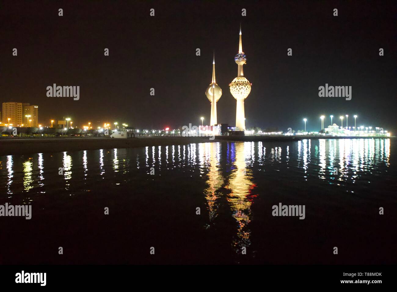 kuwait light tower Stock Photo Alamy
