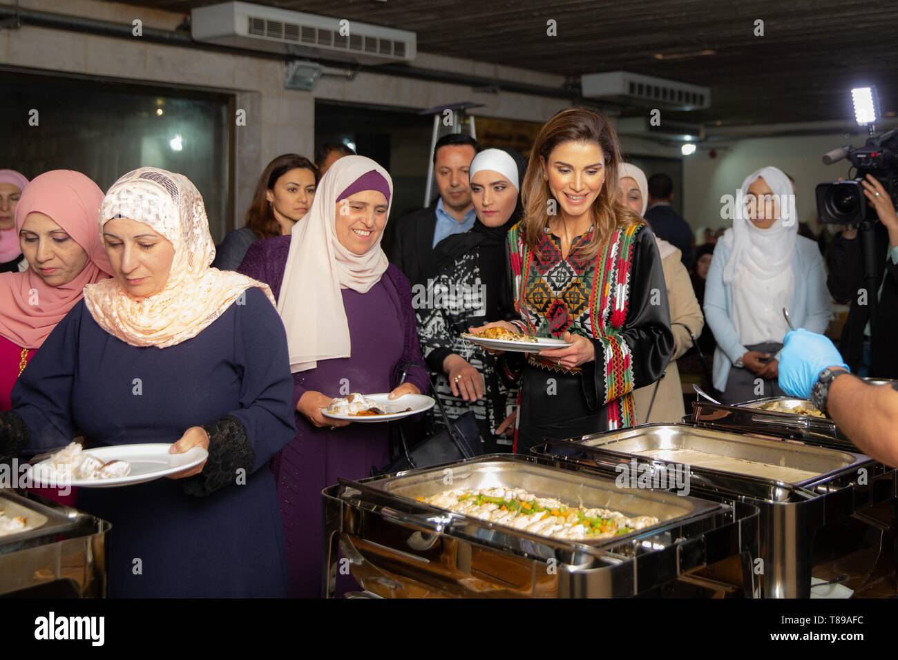 Ajloun, Jordan. 07th May, 2019. Queen Rania joins a group of women for Iftar in Ajloun, on May 07, 2019, she hosted an Iftar banquet at the Royal Academy for Nature Conservation Restaurant for a group of women active in civil society, education, and volunteer work Credit: Royal Hashemite Court/Albert Ph van der Werf/Netherlands OUT/Point De Vue OUT |/dpa/Alamy Live News Stock Photo
