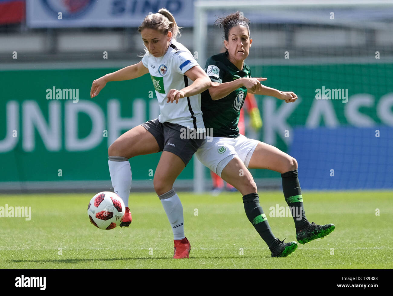 Teresa Claudia Pires Neto (ACF Fiorentina Femminile) during AC Milan vs ACF  Fiorentina femminile, Italian f - Photo .LiveMedia/Francesco Scaccianoce  Stock Photo - Alamy