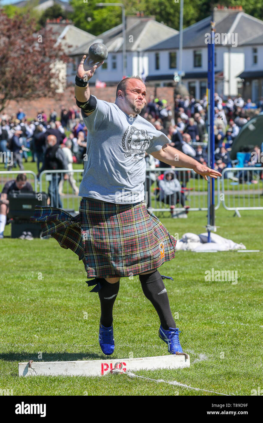 Scottish heavy athletics sport kilt tartan plaid hires stock