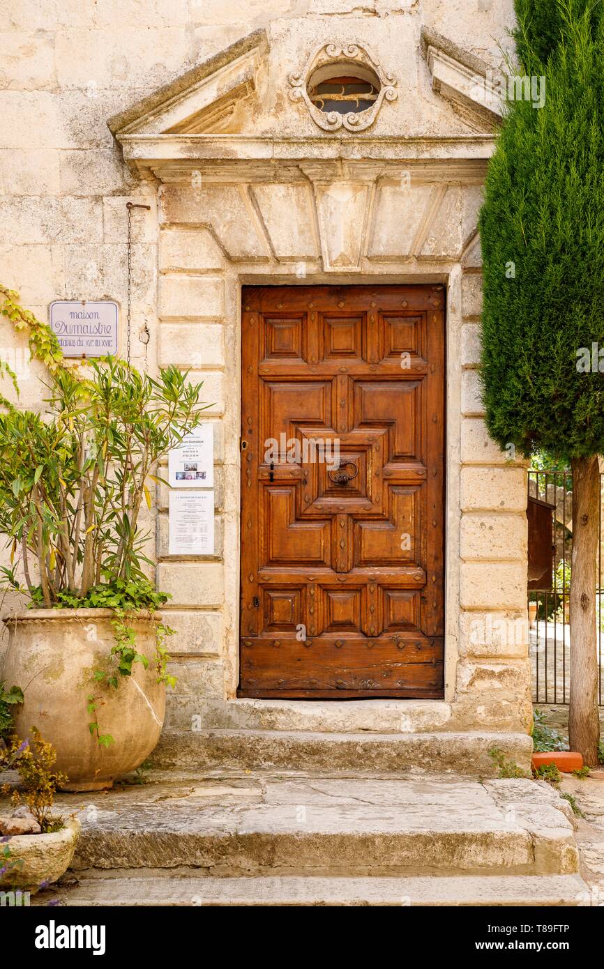 France, Alpes de Haute Provence, Simiane la Rotonde, gateway to the Dumaistre house notaries from the 16th to the 18th centuries Stock Photo