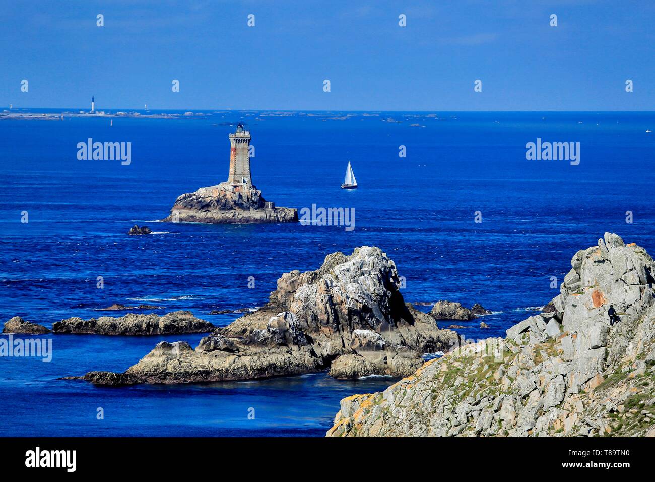 France, Finistere, Iroise, Cape Sizun, Plogoff, Pointe du Raz, The lighthouses and beacons of the Pointe du Raz to the Chaussee de Sein, Classified Grand National Site Stock Photo