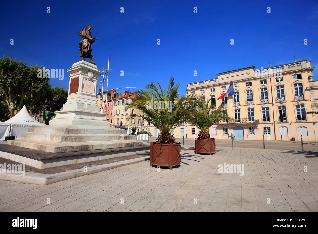 France, Saone et Loire, Macon, statue of Lamartine at the Lamartine