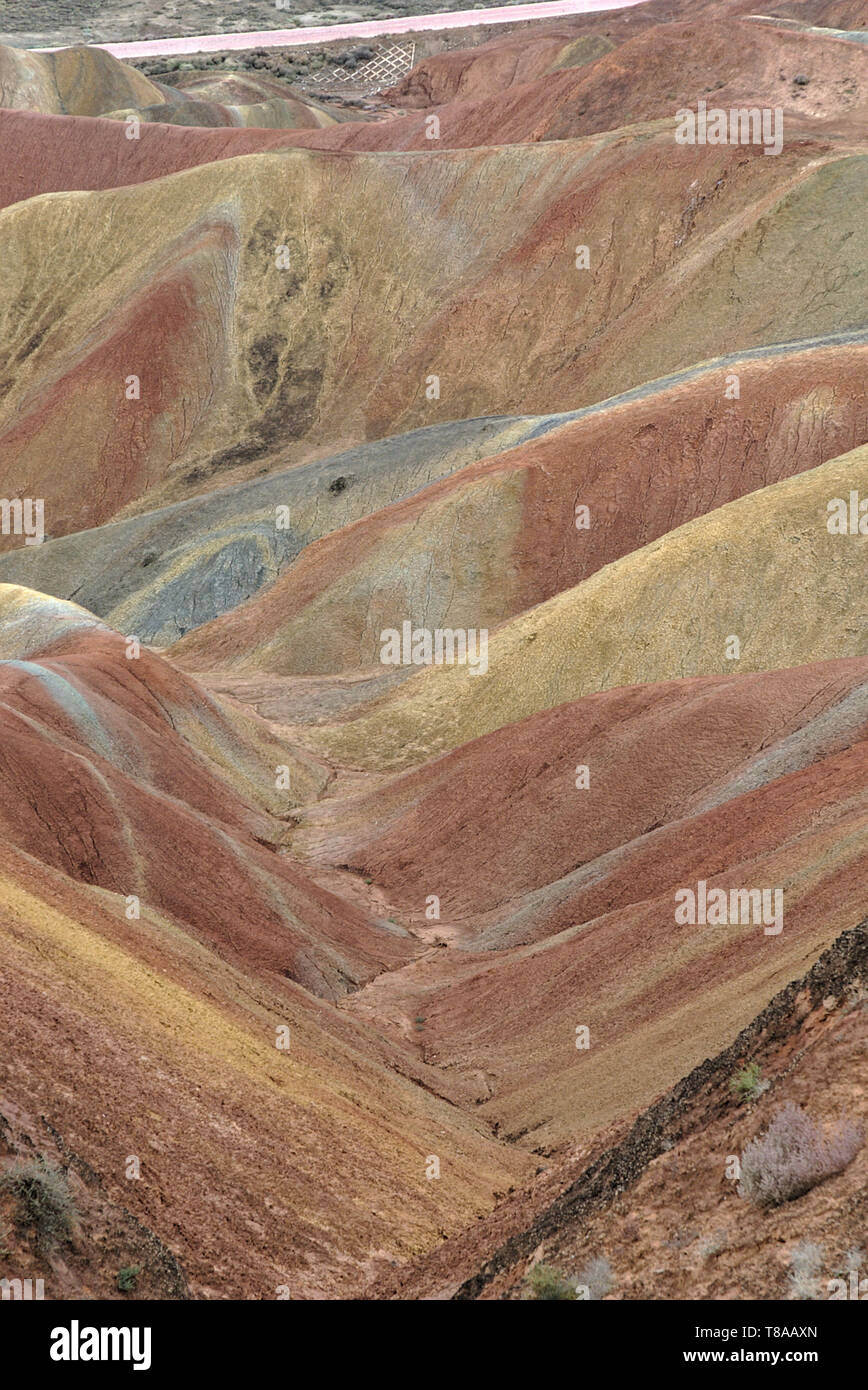 Multi-colored sandstone at the Zhangye-Danxia National Geopark, Gansu province, China Stock Photo