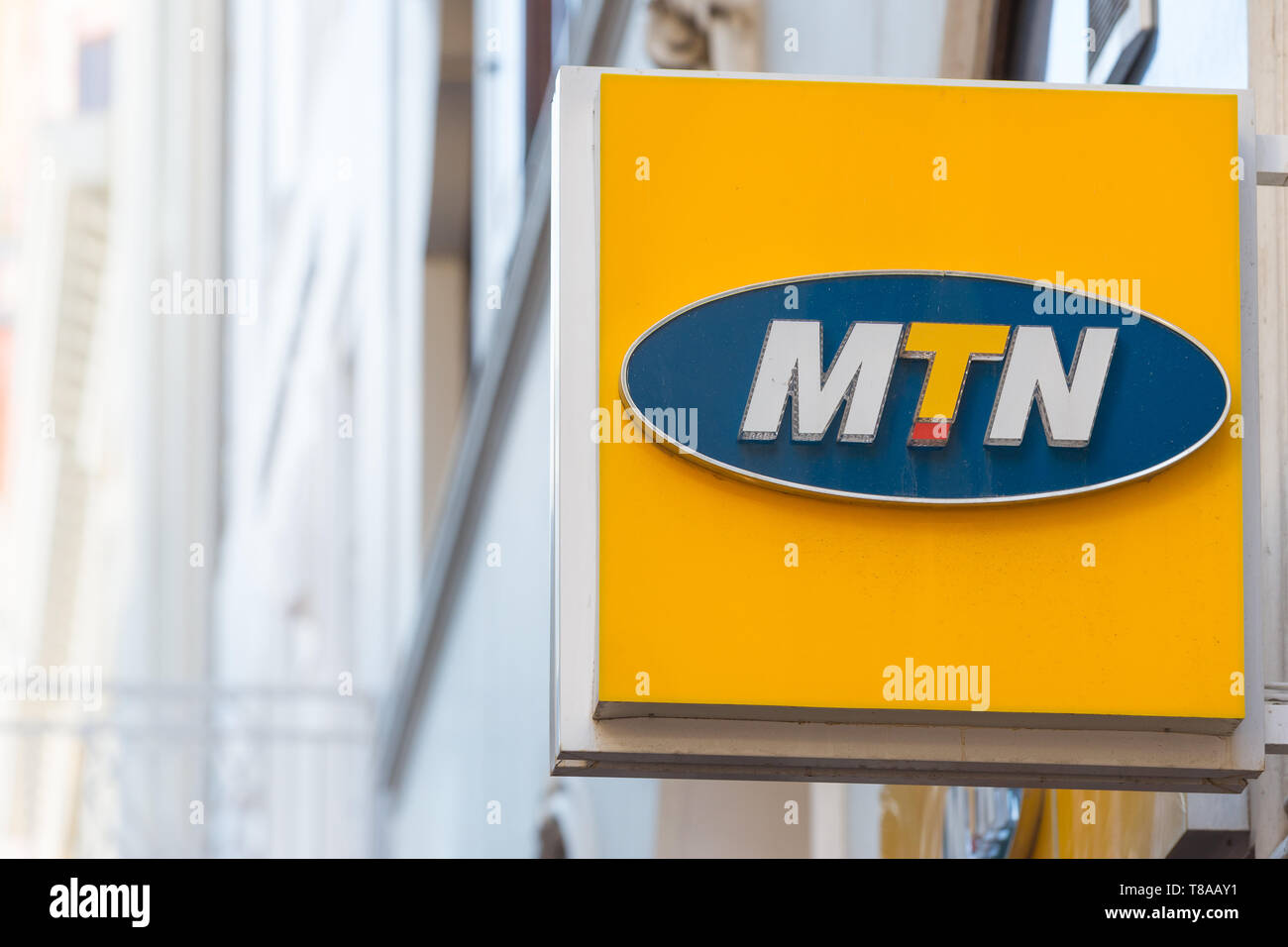 Shop sign on exterior facade of building in Cape Town city centre for MTN mobile telecommunications company Stock Photo