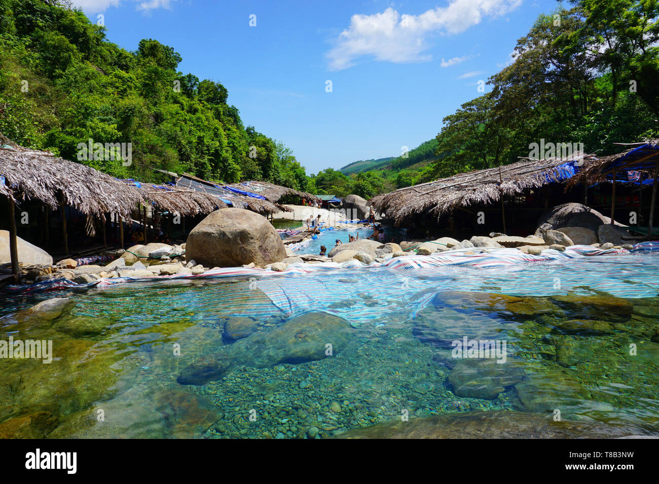 Elephant Spring - Beautiful crystal clear water spring for swimming ...