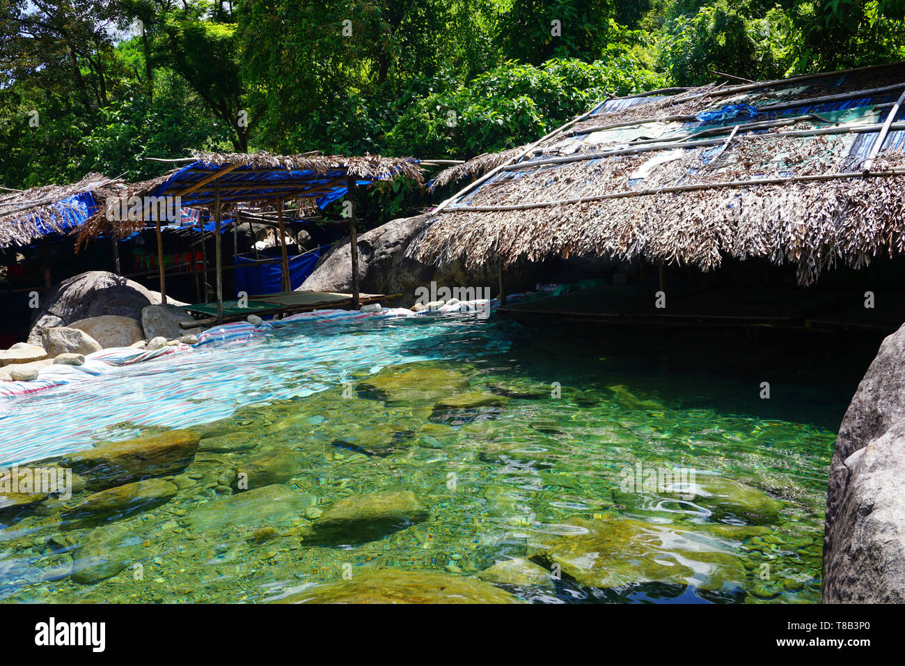 Elephant Spring - Beautiful crystal clear water spring for swimming ...
