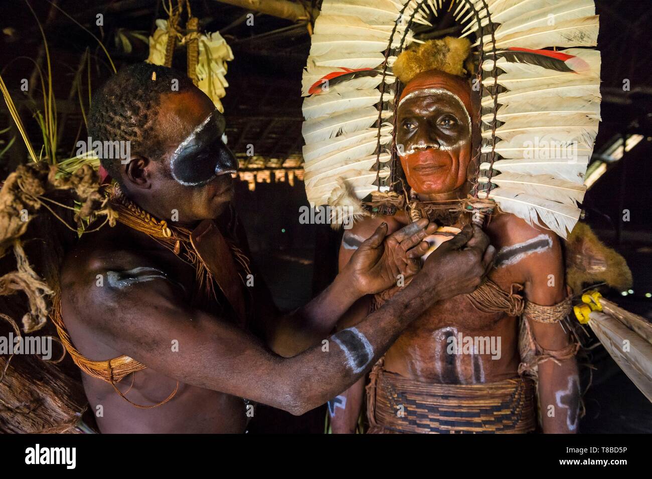 Kaluli Papua New Guinea, Southern Highlands province, Bosavi area, Kaluli ...