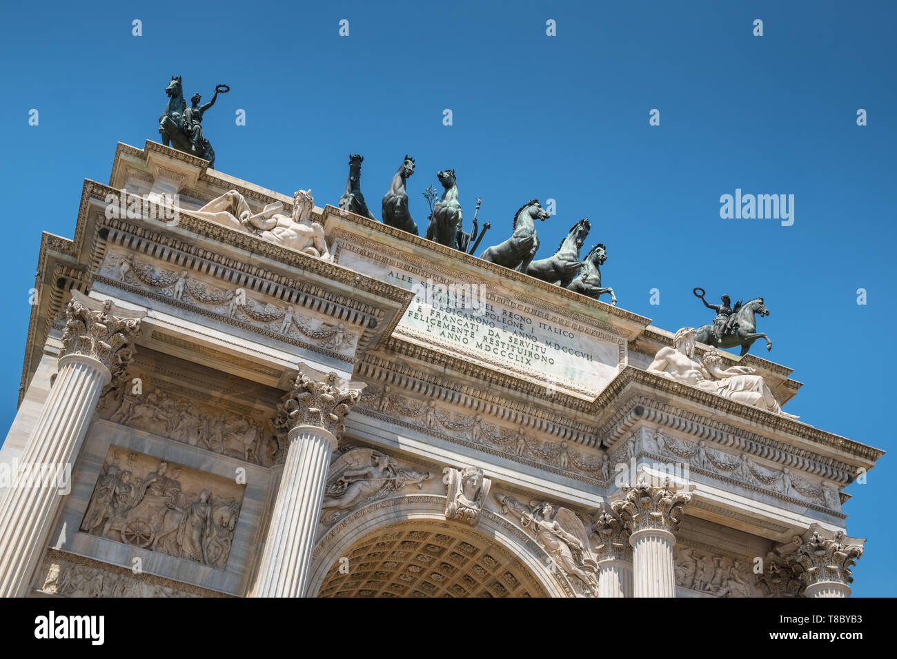 Arco Della Pace (Arch of Peace), Piazza Sempione, Milan, Italy, a triumphal arch and one of Milan's oldest city gates. Stock Photo