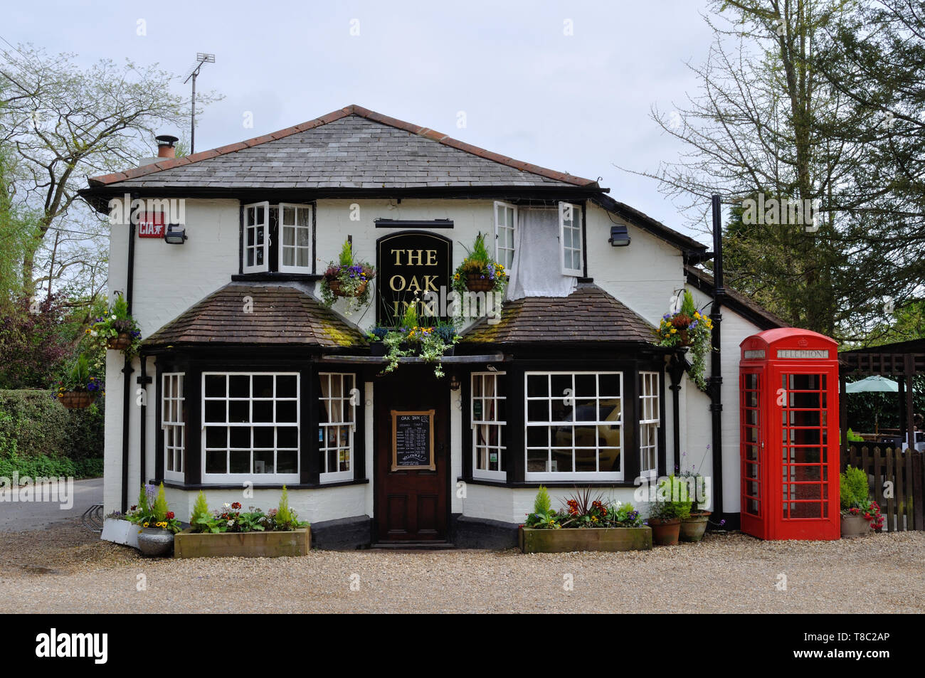 The Oak Inn, a Fuller's pub near Lyndhurst in the New Forest Stock Photo