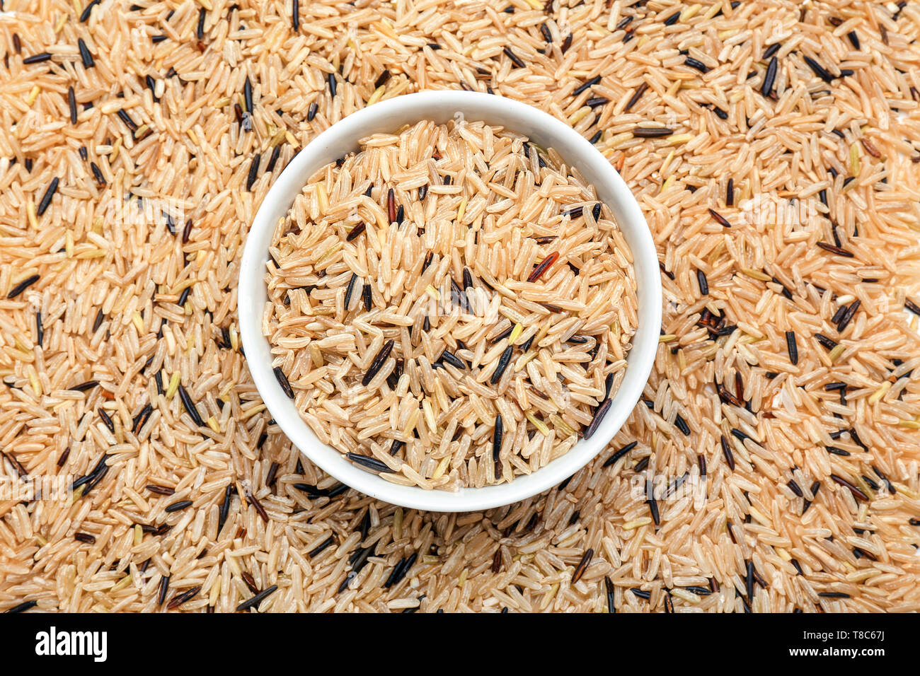 Unhusked rice hi-res stock photography and images - Alamy
