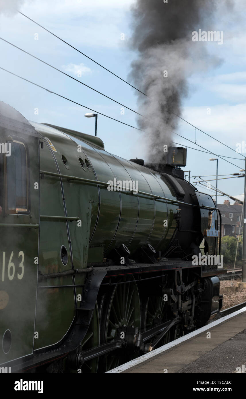 60163 tornado steam locomotive hi-res stock photography and images - Alamy