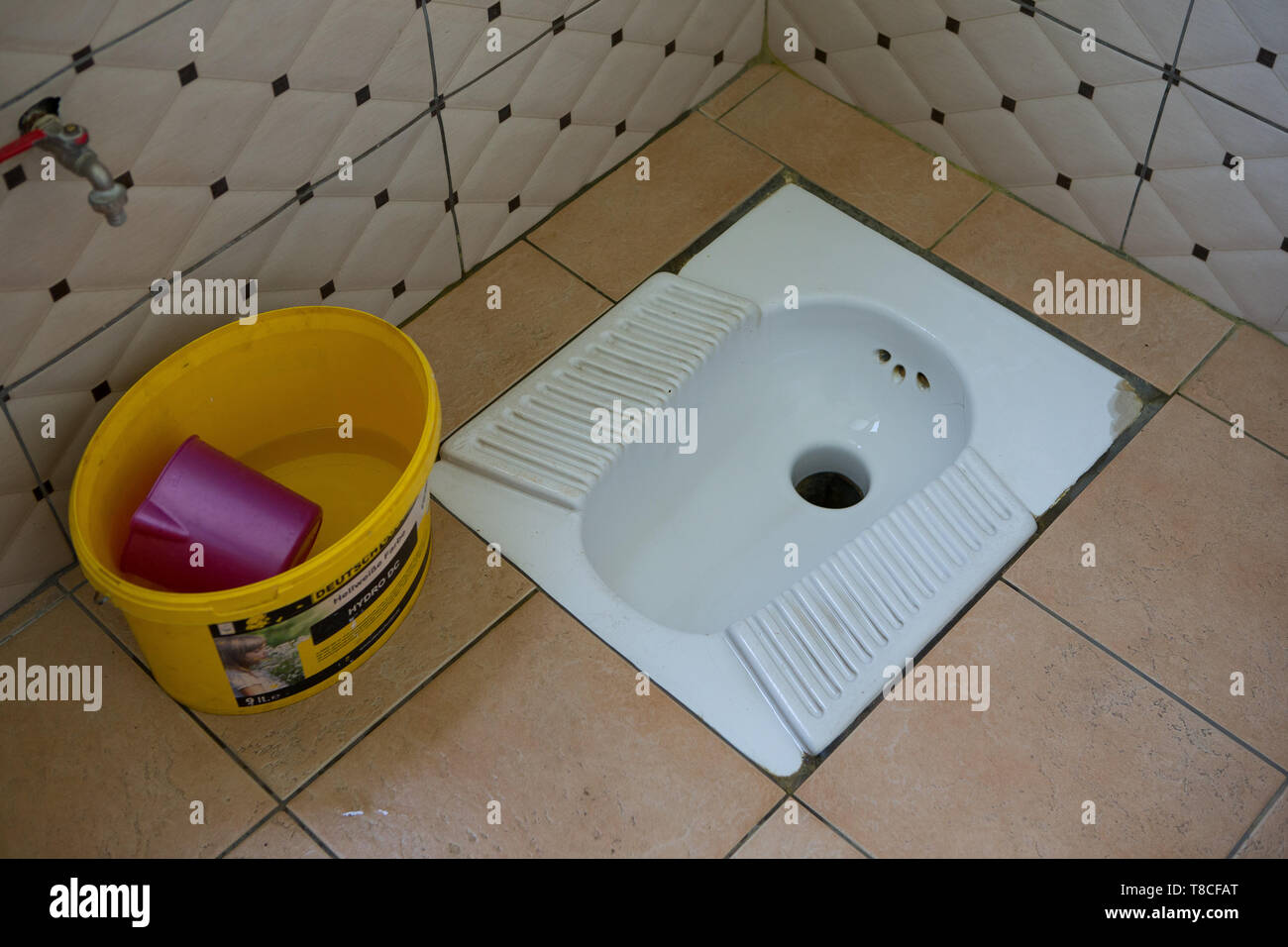 Squatting toilet hires stock photography and images Alamy