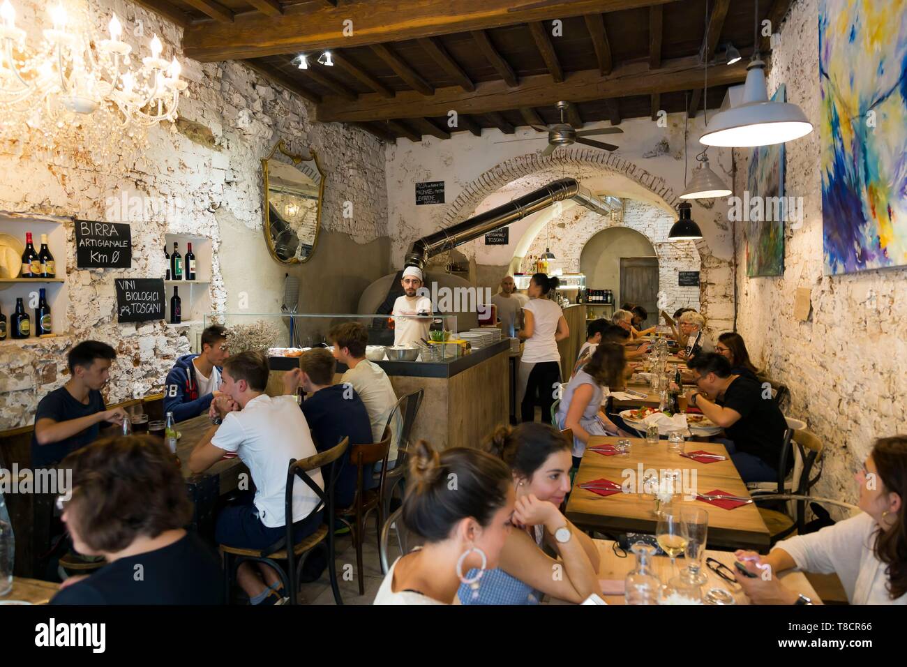 Italy, Tuscany, Florence, historic centre listed as World Heritage by UNESCO, Simbiosi pizzeria Stock Photo