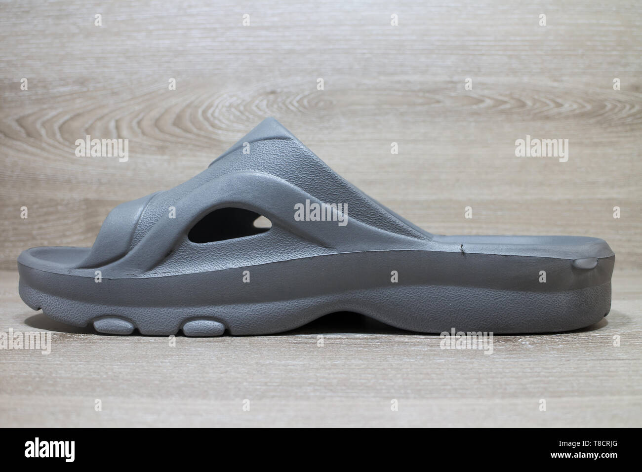 adda chappals