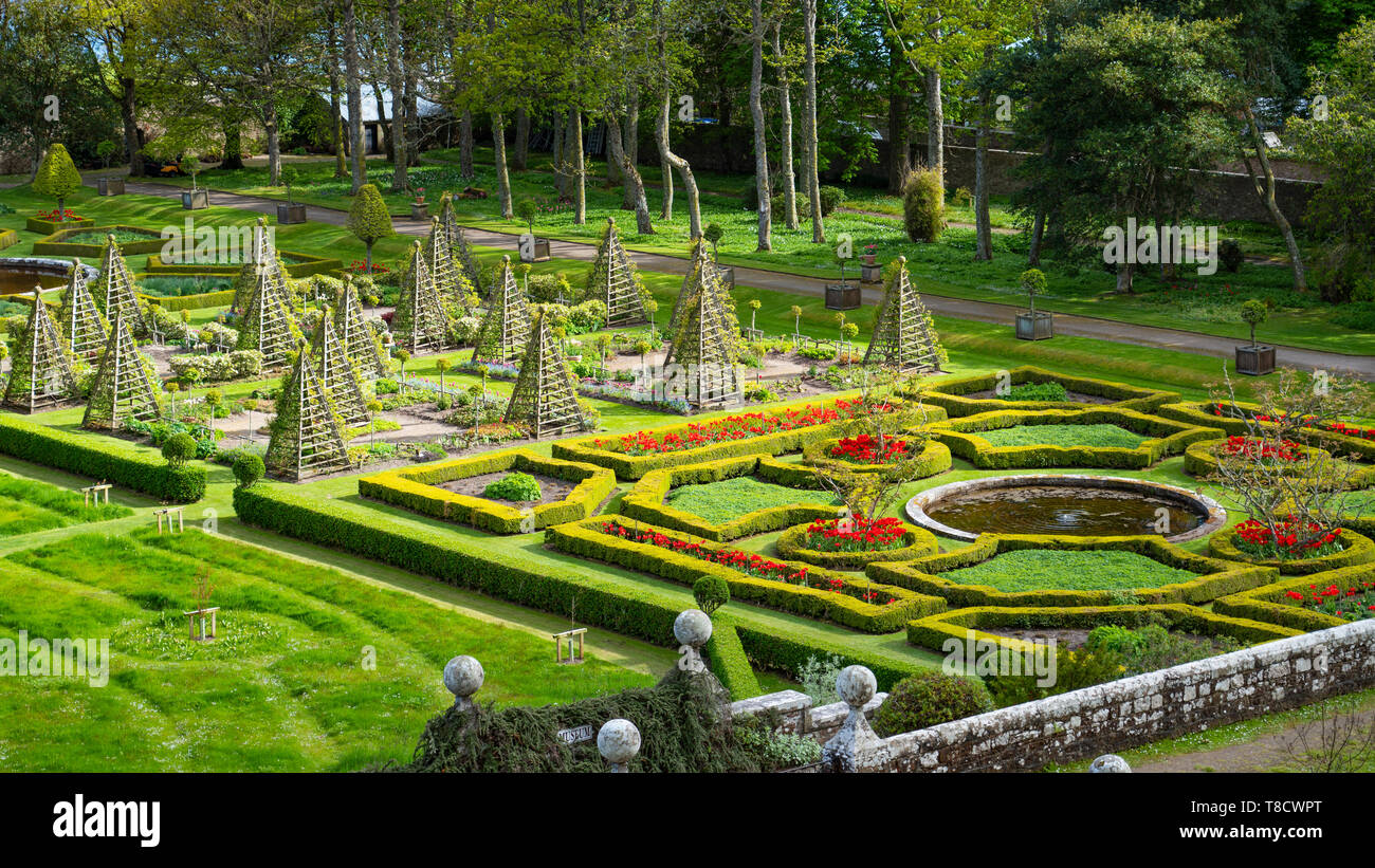 Garden at Dunrobin Castle on the North Coast 500 scenic driving route in northern Scotland, UK Stock Photo