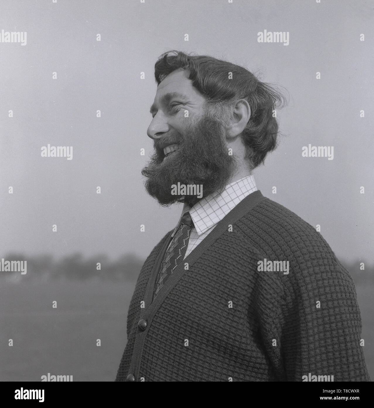 Man 1960s beard hi-res stock photography and images - Alamy