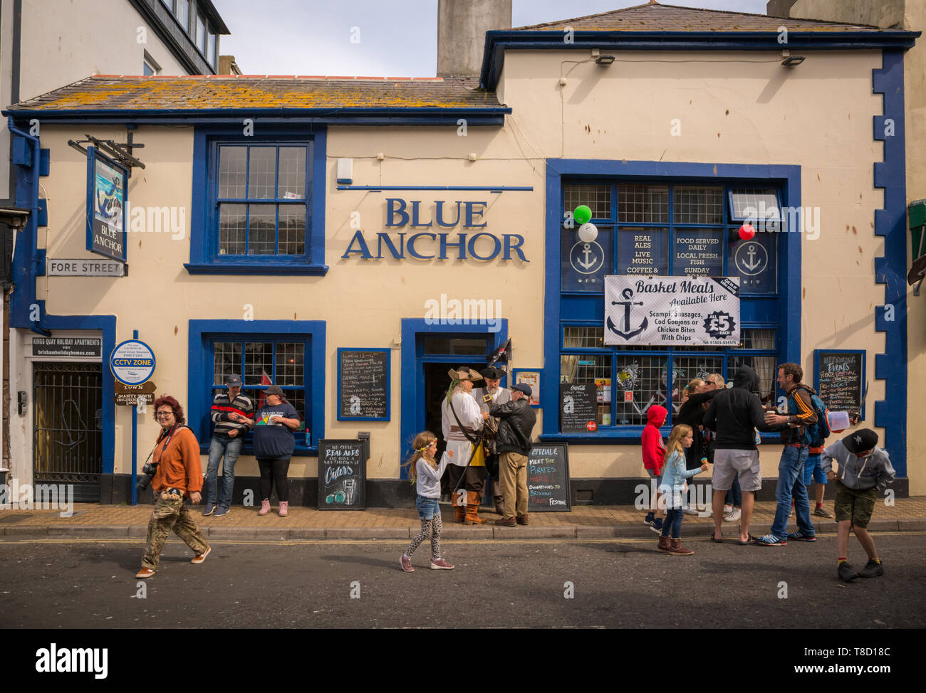 The Blue Anchor pub, Brixham harbour, Devon UK Stock Photo