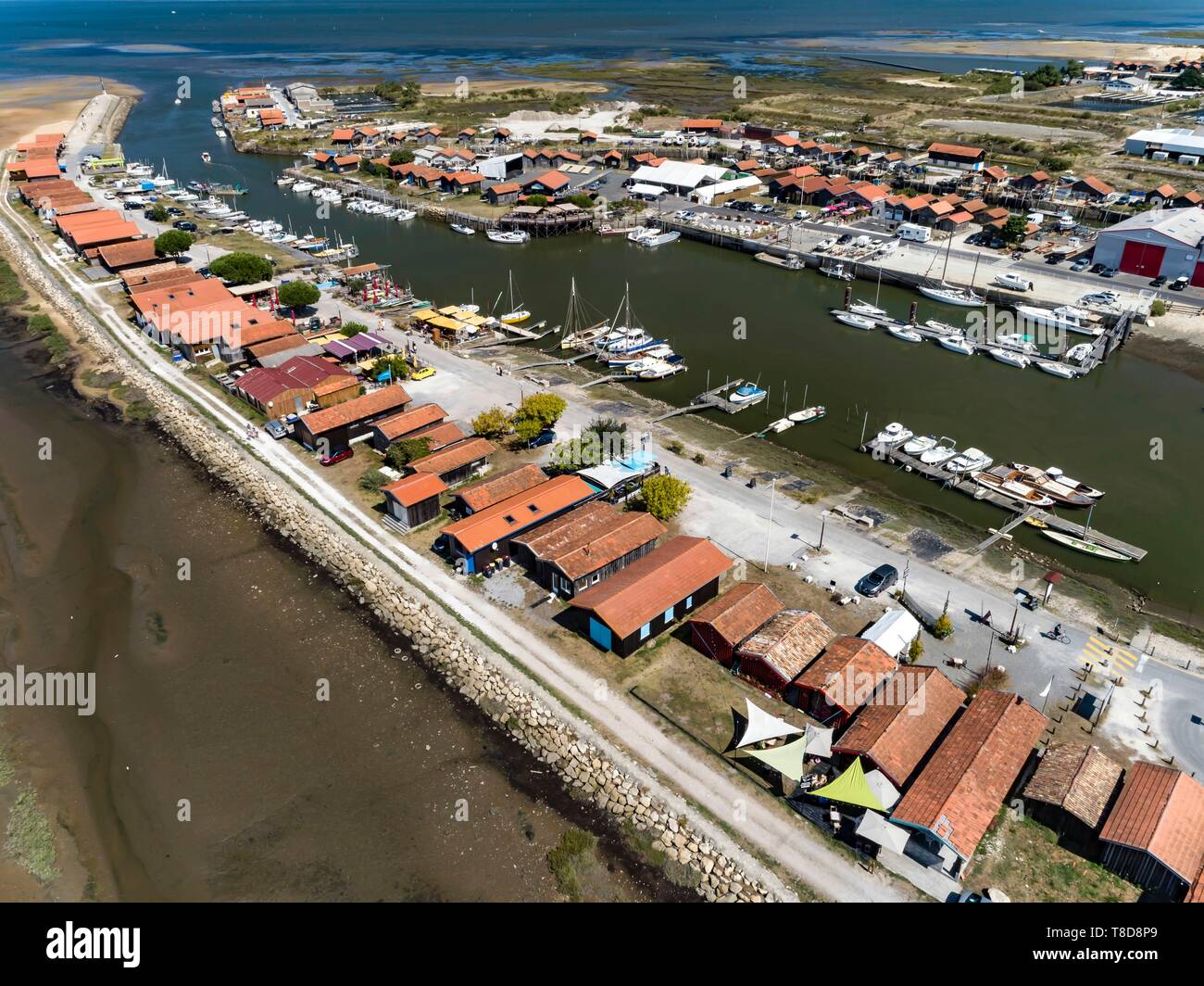 France, Gironde, Bassin d'Arcachon, Gujan Mestras, oyster port of Larros  (aerial view Stock Photo - Alamy