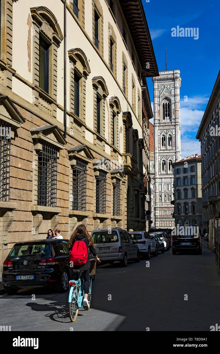 Italy, Tuscany, Florence, historic centre listed as World Heritage by UNESCO, street near the Duomo Stock Photo