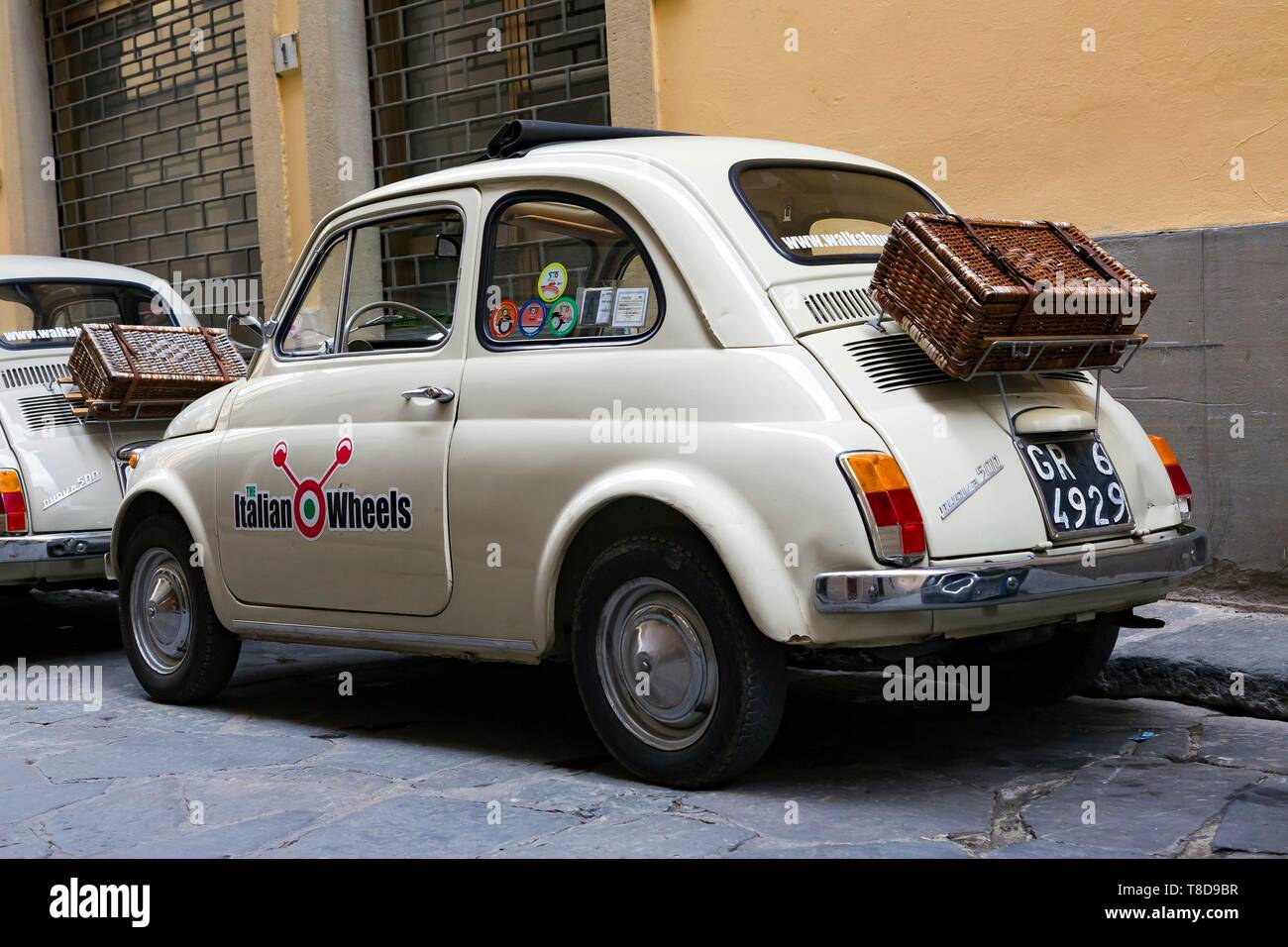 Italy, Tuscany, Florence, historic centre listed as World Heritage by UNESCO, The Italian Wheels, Fiat 500 Tour review Stock Photo
