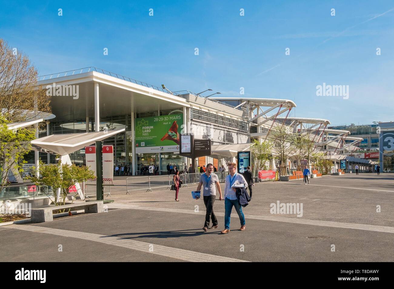 Paris expo porte de versailles hi-res stock photography and images - Alamy