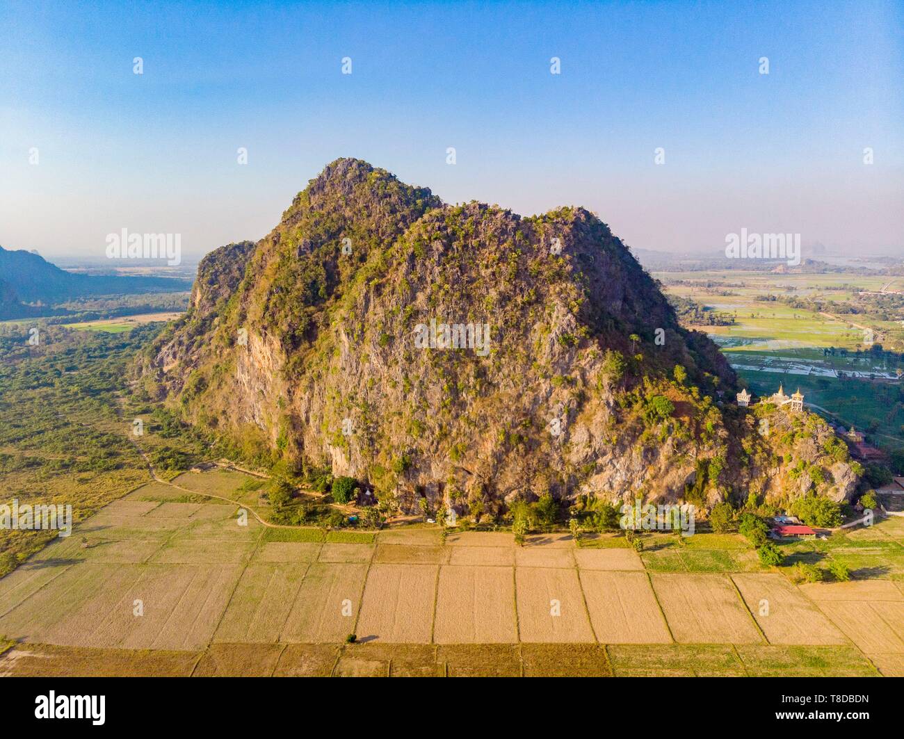 Myanmar (Burma), Karen State, Hpa An, karst cave formation of Kaw Gon or Kaw Goon (aerial view) Stock Photo