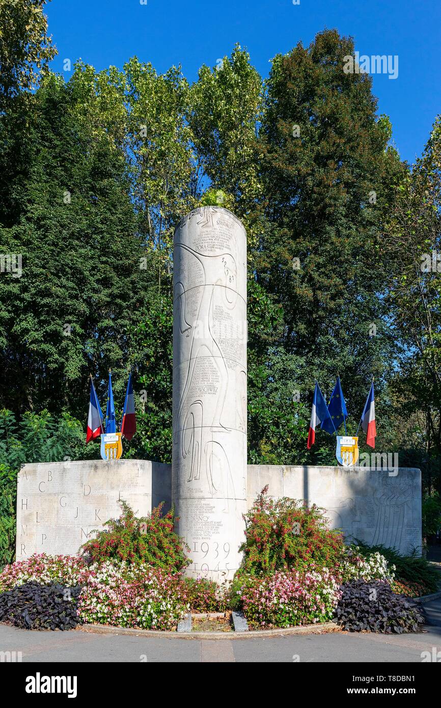 France, Hauts de Seine, Clichy, Monument to the memory of the war of 1939-1945 Stock Photo