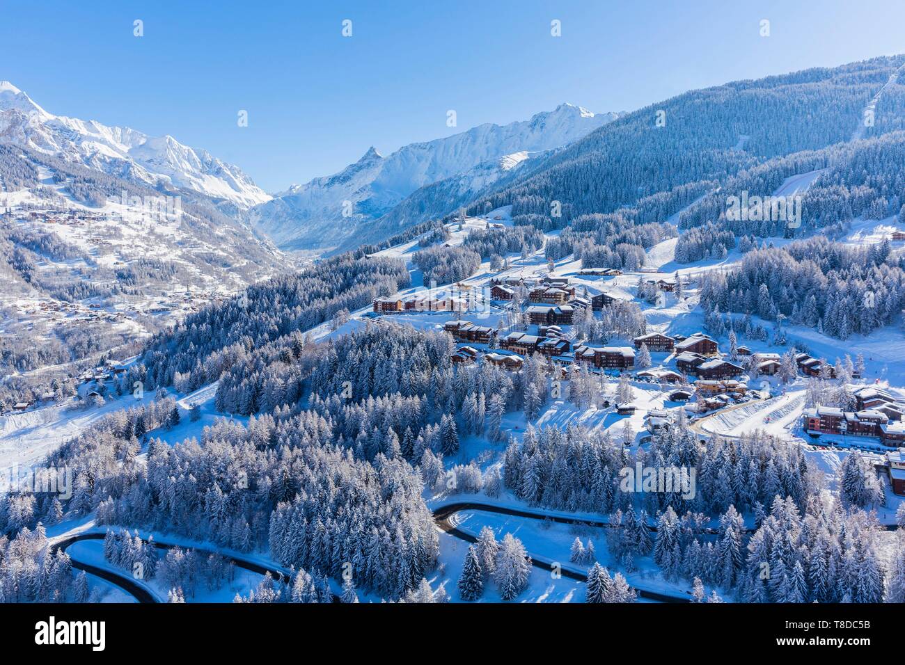 France, Savoie, Vanoise massif, valley of Haute Tarentaise, Montchavin, part of the Paradiski area, view of the Peisey Vallandry ski area, (aerial view) Stock Photo