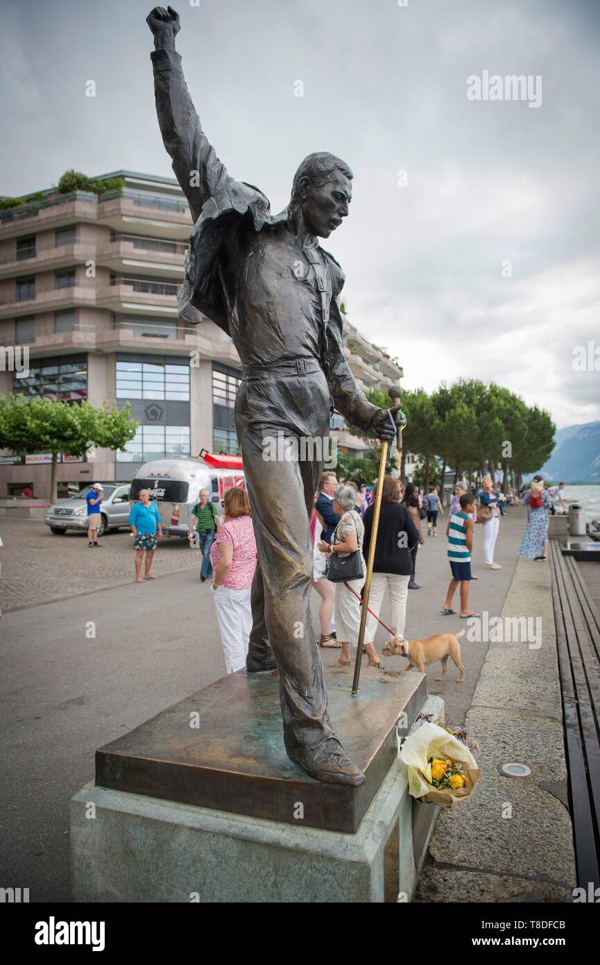 Switzerland, Canton of Vaud, Montreux, the Freddie Mercury statue on