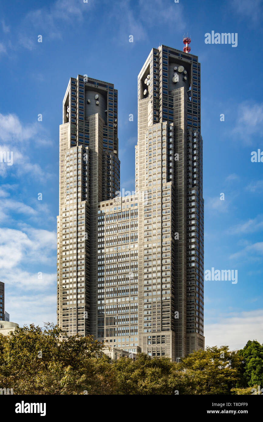 Tokyo Japan October 30 13 View Of The Tokyo Metropolitan Government Building In The Special Ward Of Shinjuku Stock Photo Alamy