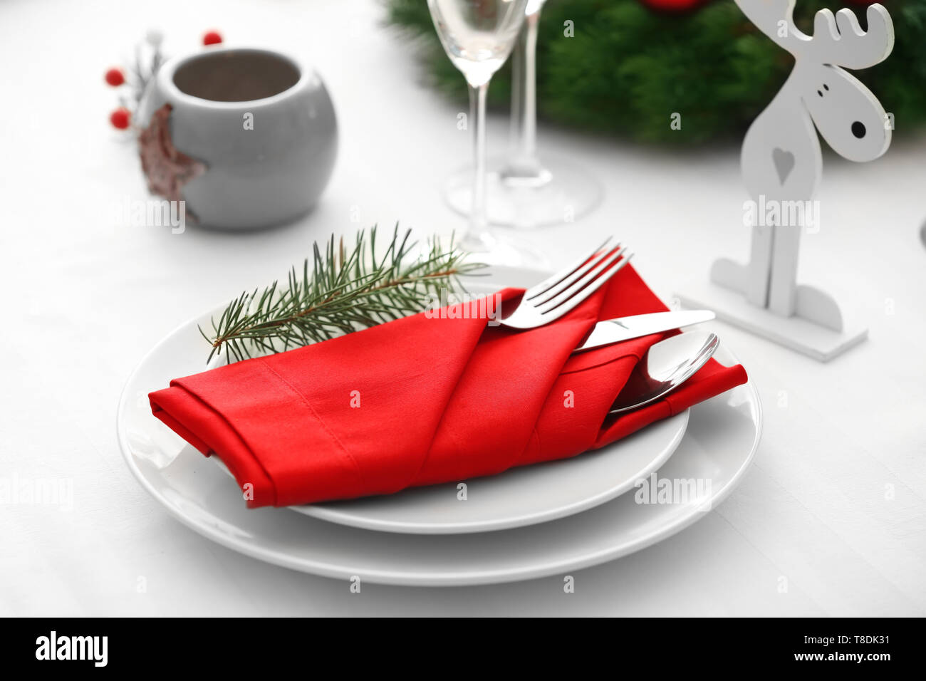 Stylish table setting hi-res stock photography and images - Alamy