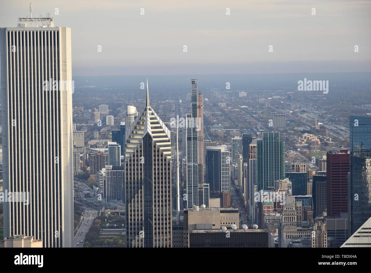 Chicago skyline from west side hi-res stock photography and images - Alamy