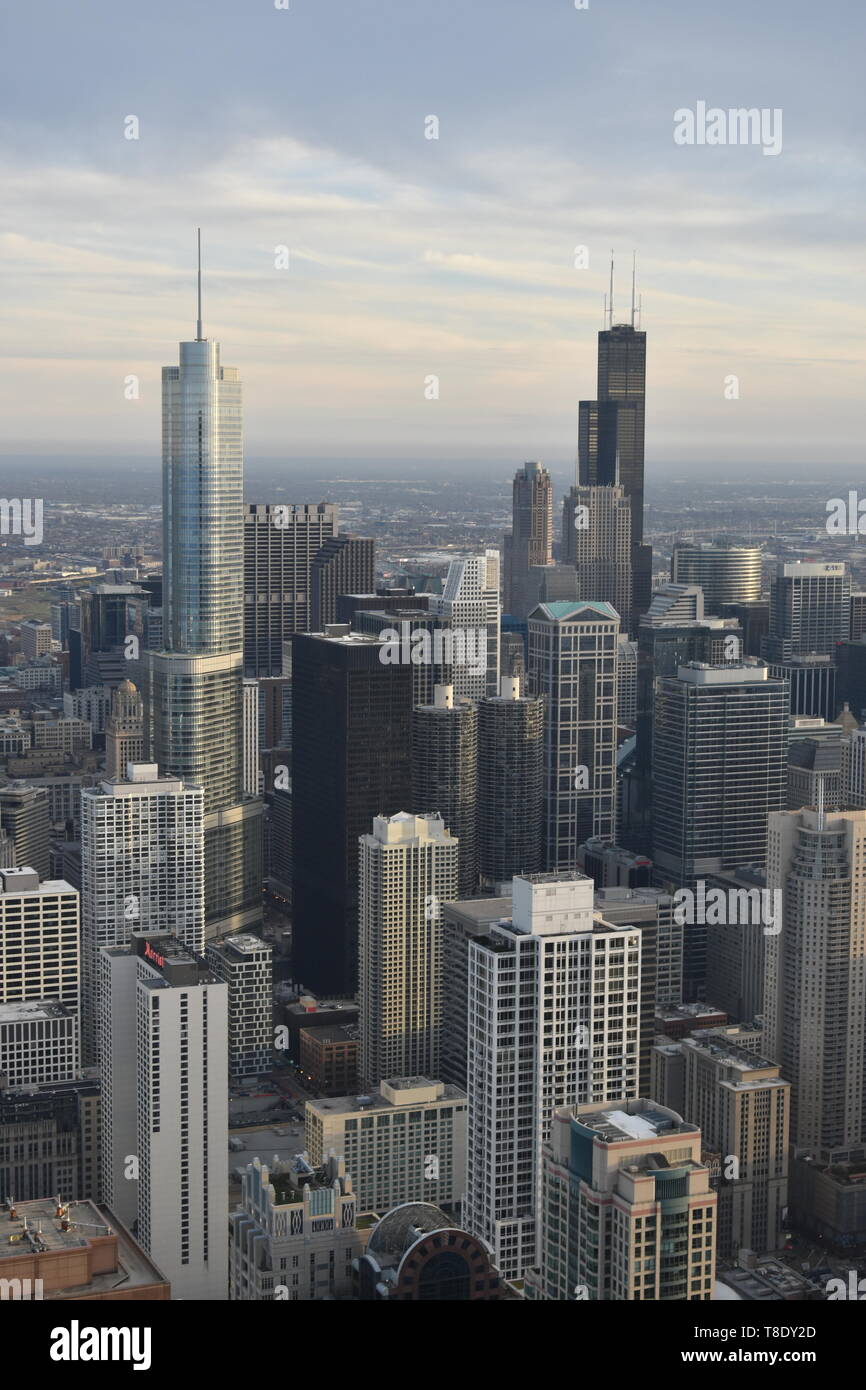 Chicago at sunset as seen from above at 360 Chicago atop the John Hancock Center, Near North Side, Magnificent Mile, Chicago, Illinois, USA Stock Photo