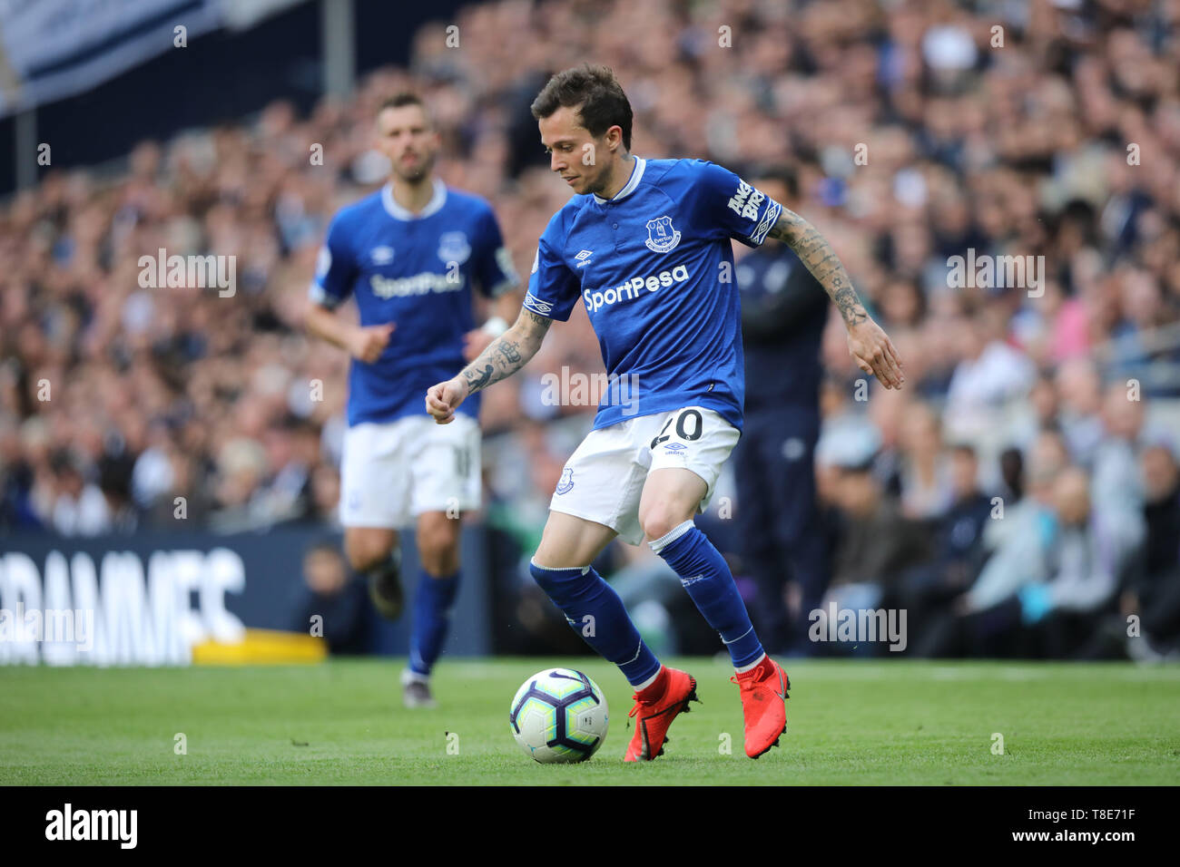 London, UK. 12th May, 2019. Bernard (E) at the Tottenham Hotspur v Everton English Premier League match, at The Tottenham Hotspur Stadium, London, UK on May 12, 2019. **Editorial use only, license required for commercial use. No use in betting, games or a single club/league/player publications** Credit: Paul Marriott/Alamy Live News Stock Photo