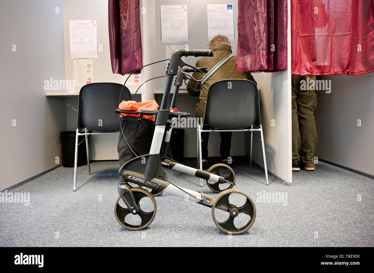 Smallest booth hi-res stock photography and images - Alamy
