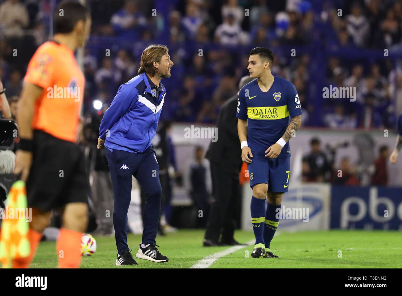 Buenos Aires, Argentina - May 12, 2019: Gabriel Heize (DT Velez) screaming at Cristian Pavon (Boca), this is the first match of Mauro Zarate in Velez  Stock Photo