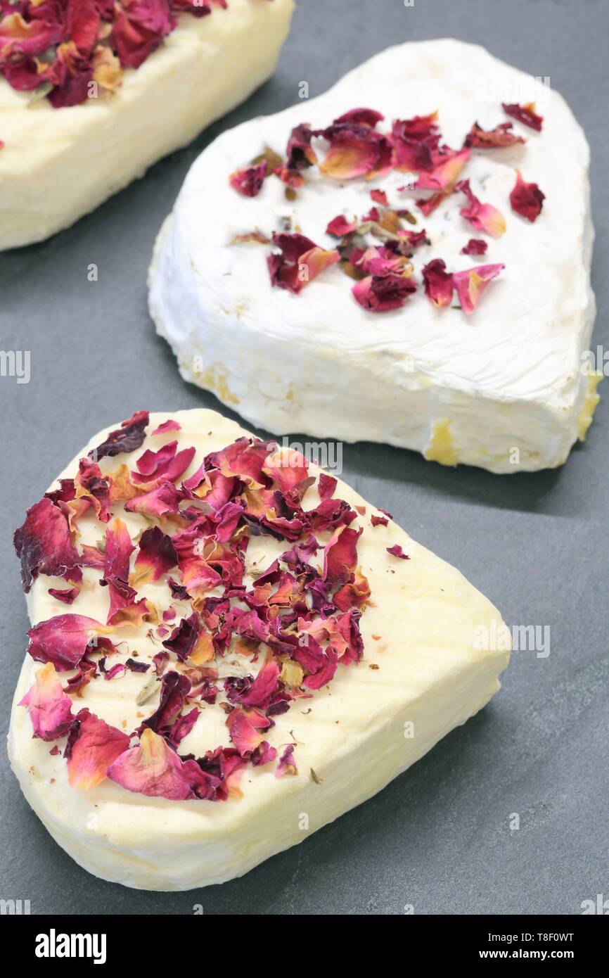 France, Saone et Loire, Hurigny cheese Chevenet, pink heart cheese (with  goat's milk and rose petals Stock Photo - Alamy