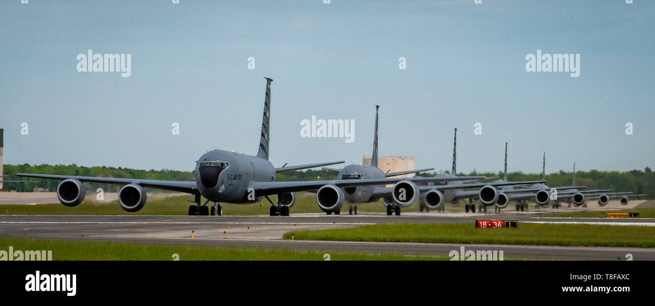 Six KC-135 Stratotankers from the 108th Wing assigned to the 141st Air Refueling Squadron, New Jersey Air National Guard, taxi at Joint Base McGuire-Dix-Lakehurst, N.J., May 11, 2019. The NJANG Stratotankers support the Air Mobility Command with mid-air refueling and air bridge support to overseas contingency operations and homeland defense. (U.S. Air National Guard photo by Staff Sgt. Ross A. Whitley) Stock Photo