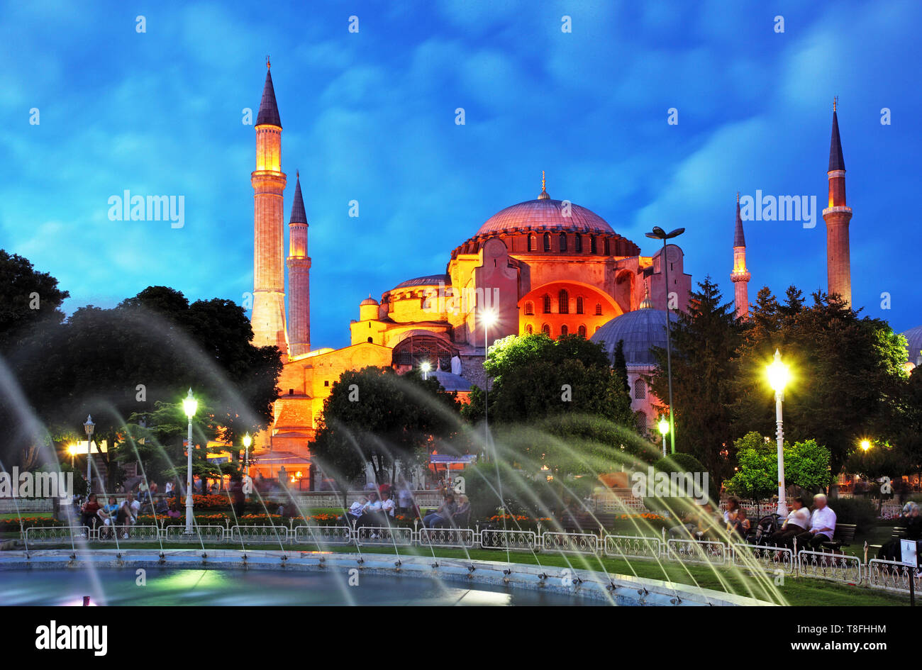 Istanbul mosque - Hagia Sophia at night Stock Photo